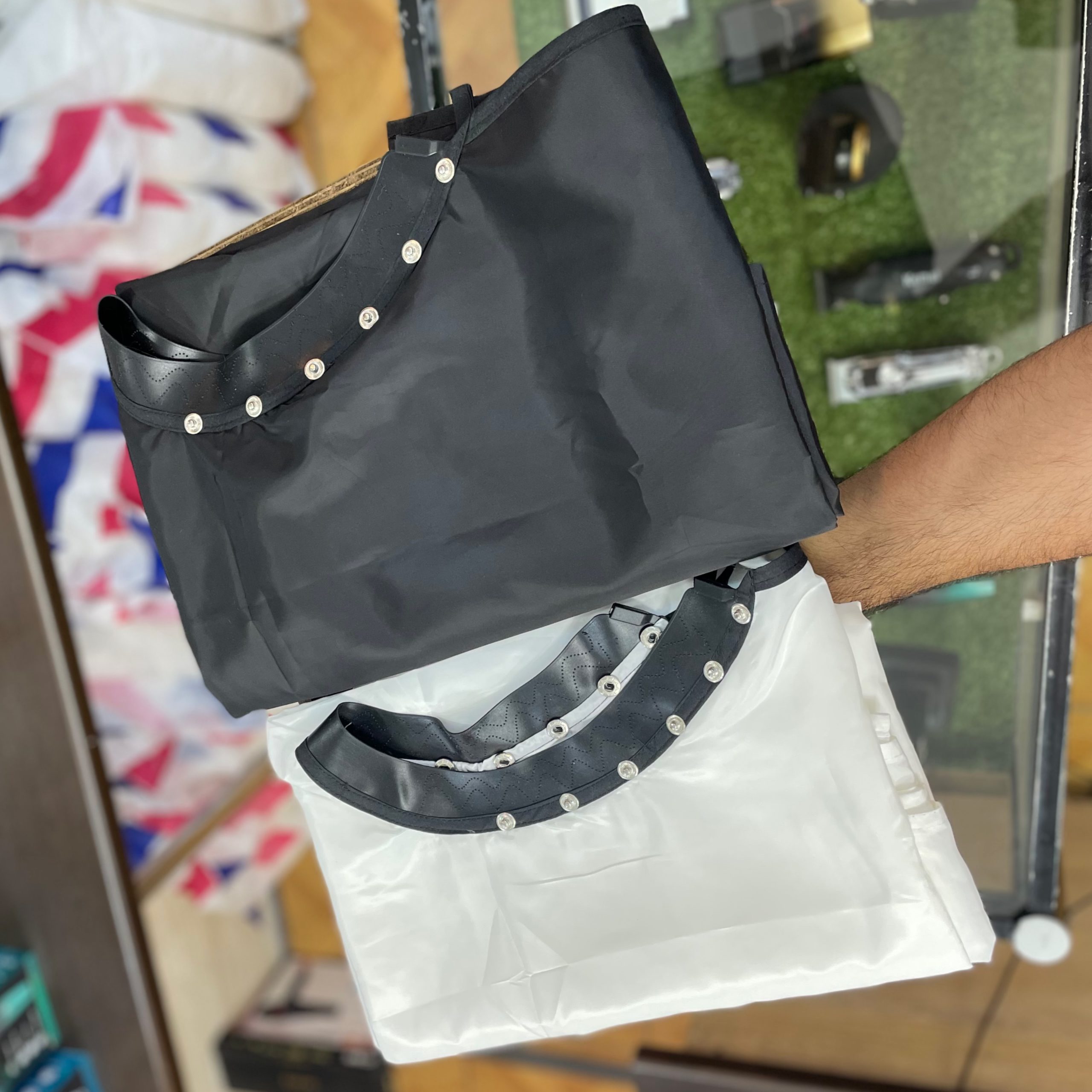 پیشبند اصلاح یقه سلیکون